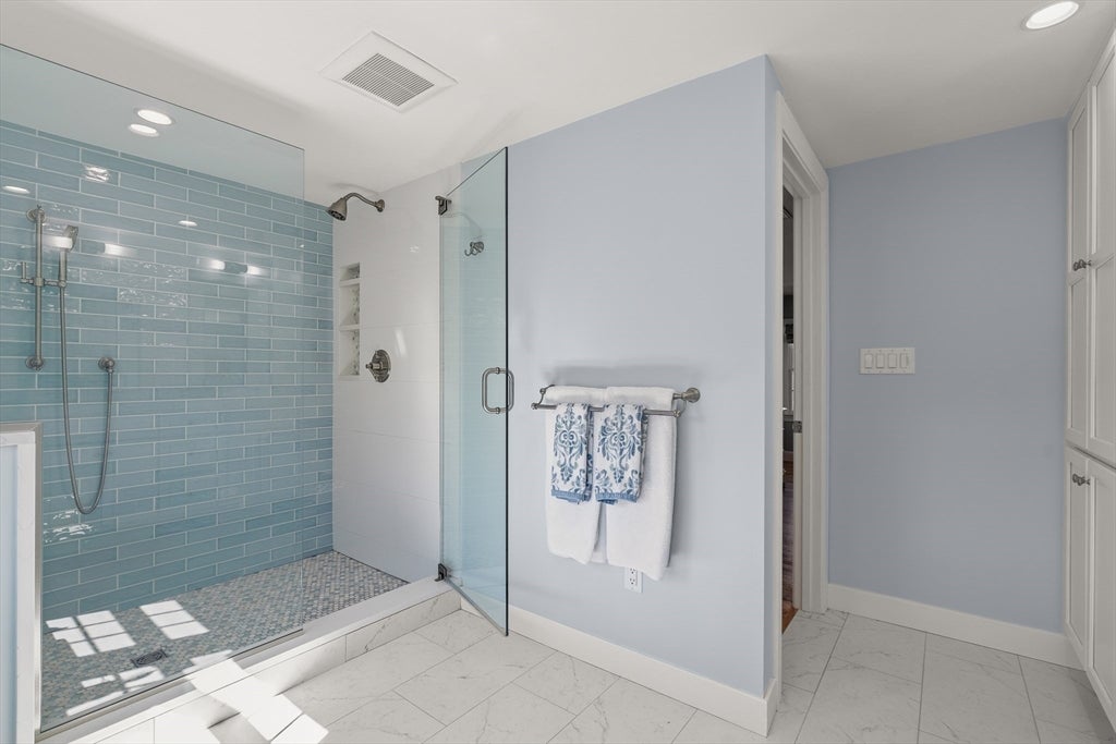 Winchester, Massachusetts, 01890, United States, 4 Bedrooms Bedrooms, ,3 BathroomsBathrooms,Residential,Active,2043140