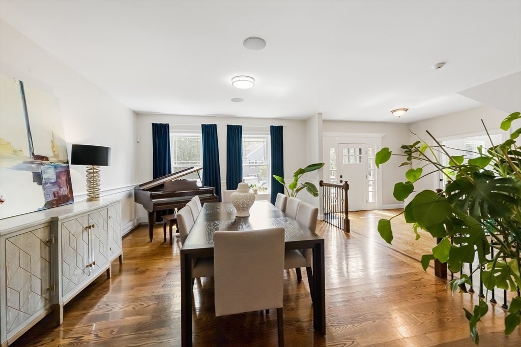 Woburn, Massachusetts, 01801, United States, 5 Bedrooms Bedrooms, ,5 BathroomsBathrooms,Residential,Active,1922298