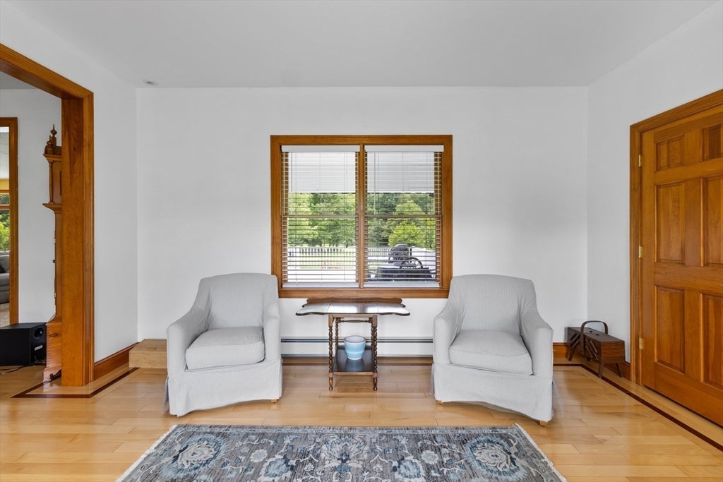 Middleboro, Massachusetts, 02346, United States, 4 Bedrooms Bedrooms, ,5 BathroomsBathrooms,Residential,Active,1858668