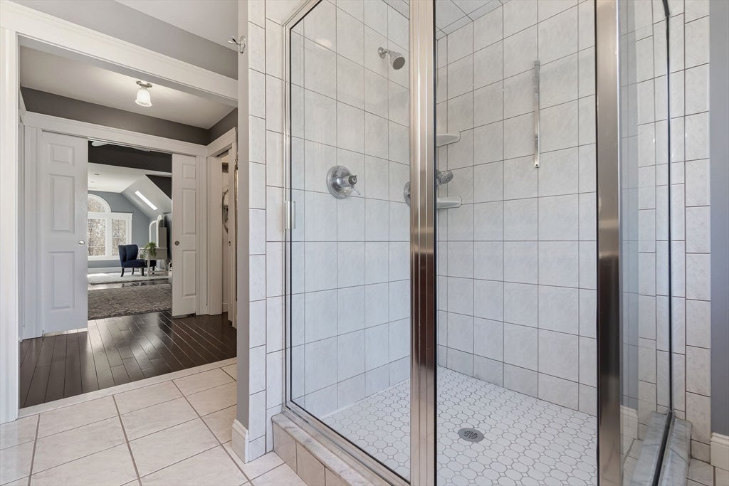 Merrimac, Massachusetts, 01860, United States, 5 Bedrooms Bedrooms, ,4 BathroomsBathrooms,Residential,Active,2044160