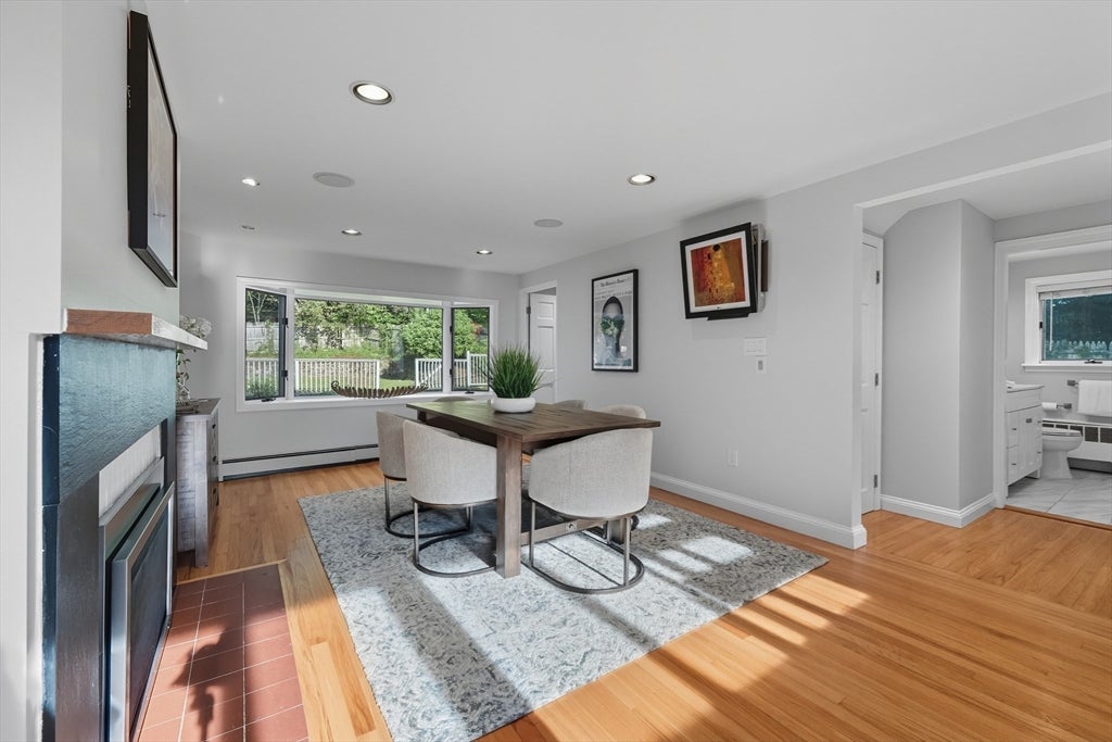 Lexington, Massachusetts, 02421, United States, 5 Bedrooms Bedrooms, ,4 BathroomsBathrooms,Residential,Active,1953717