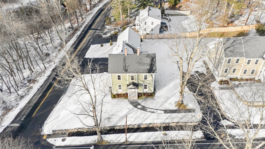 Andover, Massachusetts, 01810, United States, 4 Bedrooms Bedrooms, ,5 BathroomsBathrooms,Residential,Active,2002339