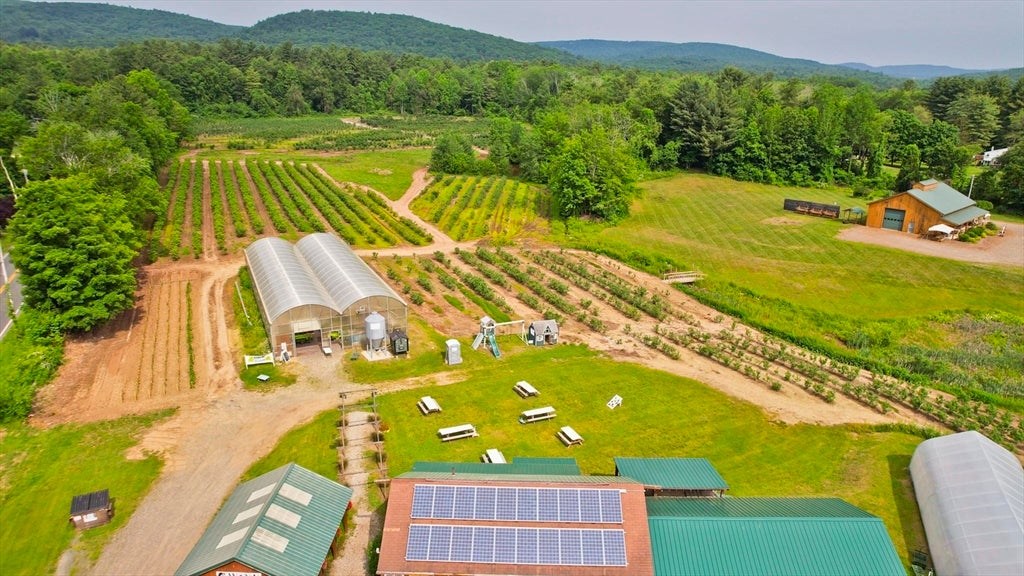 Westfield, Massachusetts, 01085, United States, ,4 BathroomsBathrooms,Residential,Active,1862838