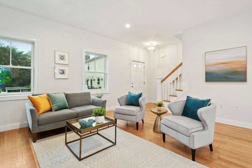 Cambridge, Massachusetts, 02138, United States, 4 Bedrooms Bedrooms, ,4 BathroomsBathrooms,Residential,Active,1905089