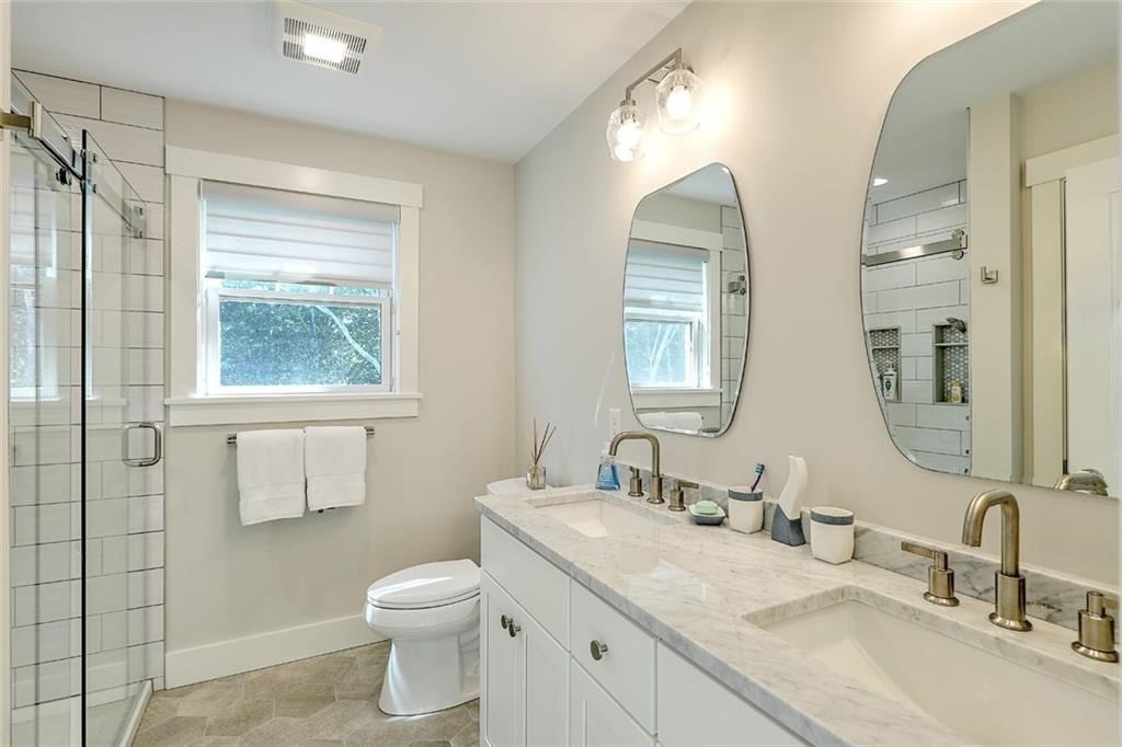South Kingstown, Rhode Island, 02879, United States, 2 Bedrooms Bedrooms, ,3 BathroomsBathrooms,Residential,Active,2045783