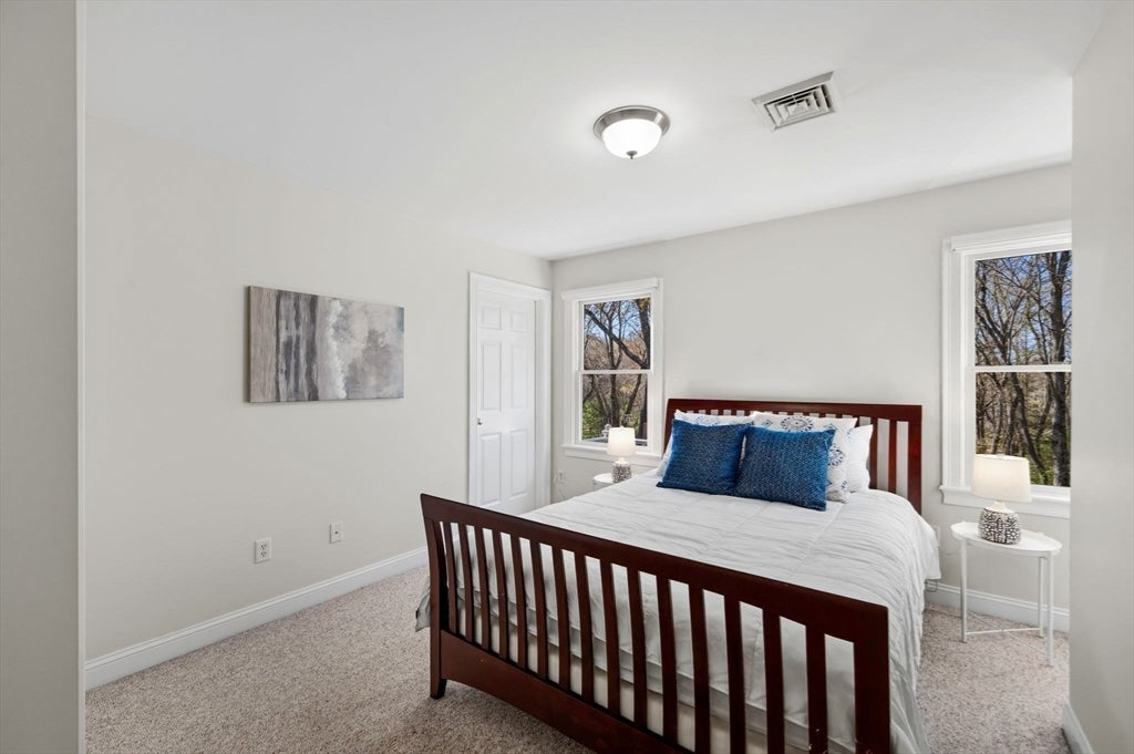 West Newbury, Massachusetts, 01985, United States, 4 Bedrooms Bedrooms, ,4 BathroomsBathrooms,Residential,Active,2044161