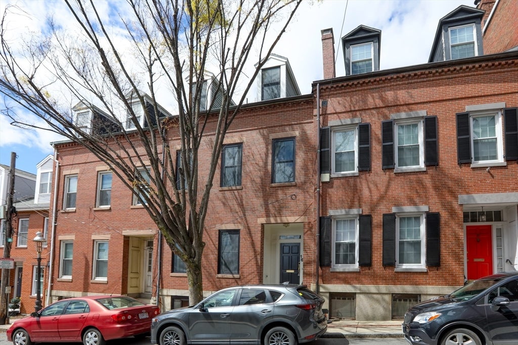 Boston, Massachusetts, 02129, United States, 4 Bedrooms Bedrooms, ,4 BathroomsBathrooms,Residential,Active,2043810