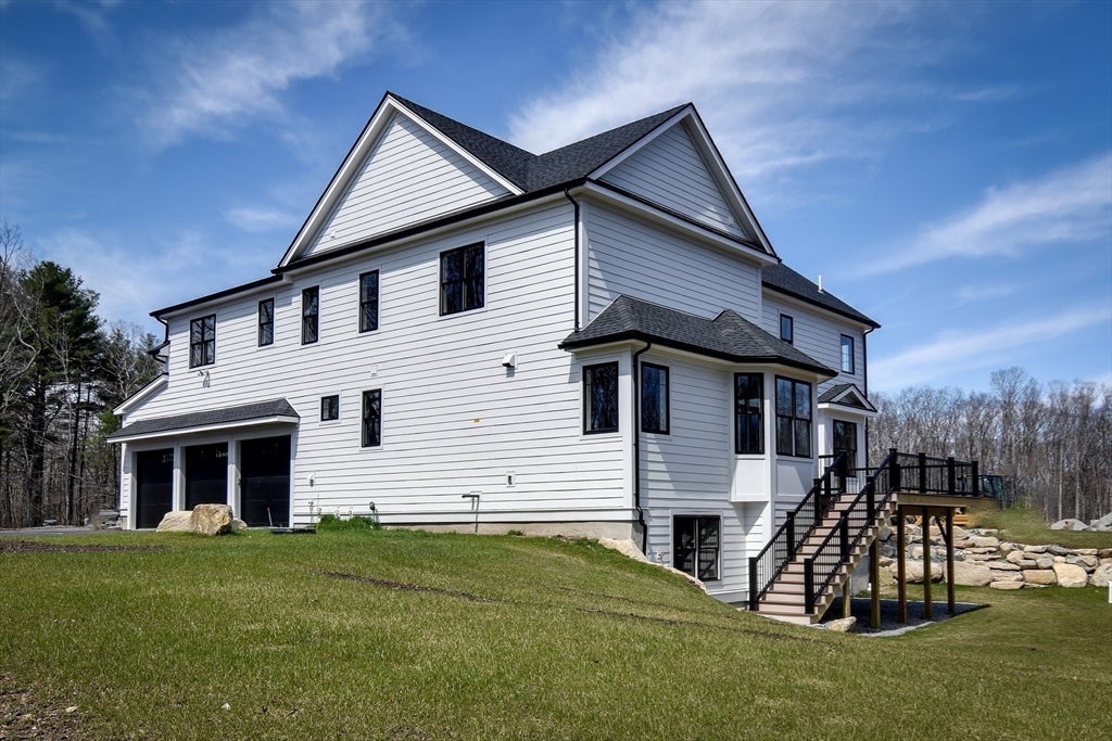 Hopkinton, Massachusetts, 01748, United States, 5 Bedrooms Bedrooms, ,6 BathroomsBathrooms,Residential,Active,1781577