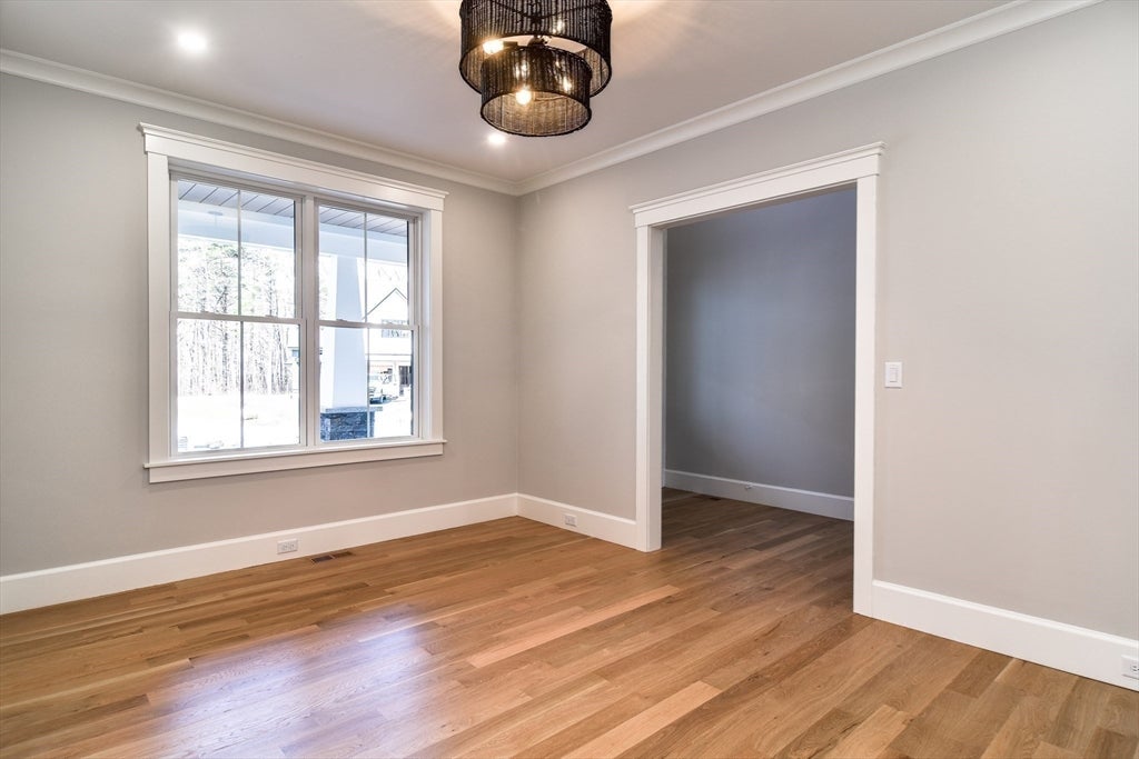 Hopkinton, Massachusetts, 01748, United States, 5 Bedrooms Bedrooms, ,6 BathroomsBathrooms,Residential,Active,1781577