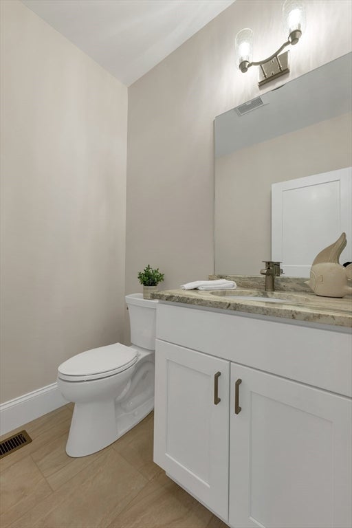 Amherst, New Hampshire, 03031, United States, 6 Bedrooms Bedrooms, ,5 BathroomsBathrooms,Residential,Active,2045750
