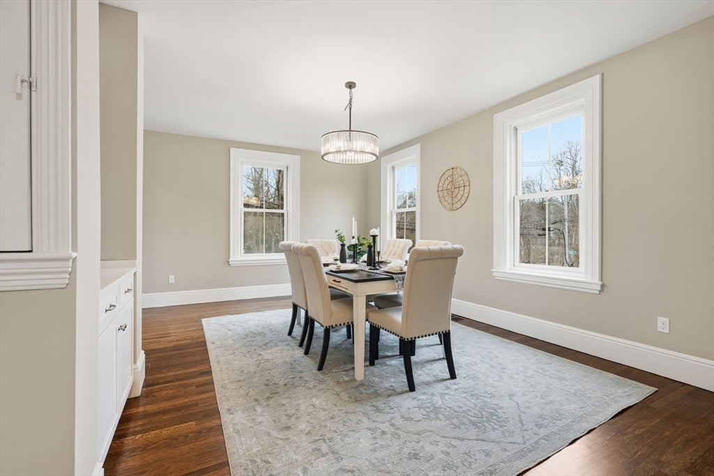 Andover, Massachusetts, 01810, United States, 4 Bedrooms Bedrooms, ,5 BathroomsBathrooms,Residential,Active,2002339