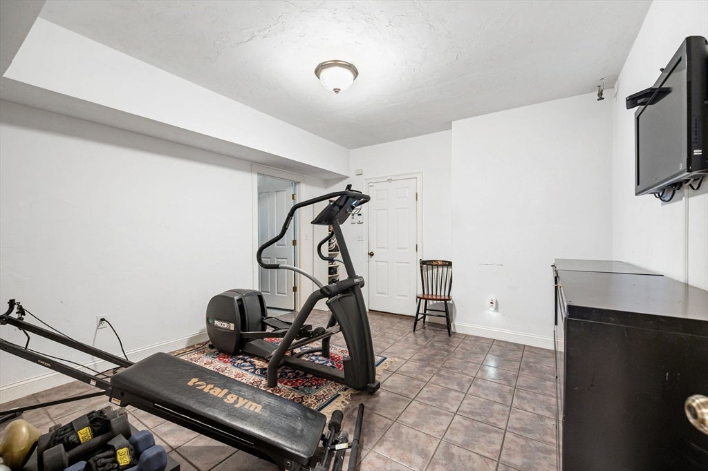 Norwell, Massachusetts, 02061, United States, 4 Bedrooms Bedrooms, ,4 BathroomsBathrooms,Residential,Active,1986892