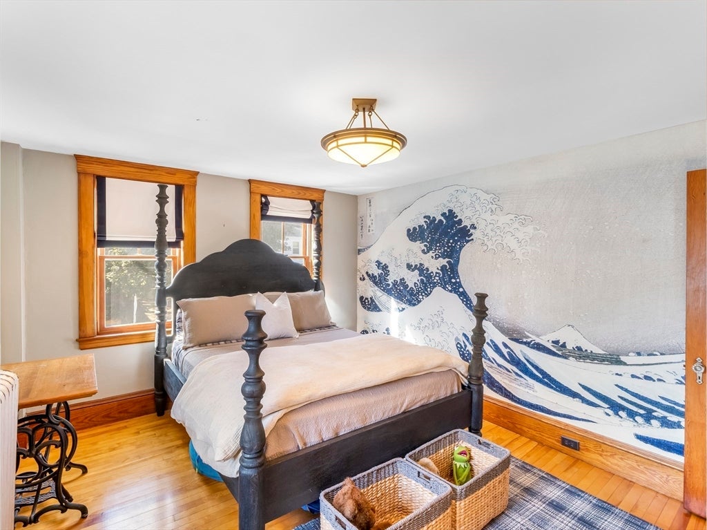 Newburyport, Massachusetts, 01950, United States, 5 Bedrooms Bedrooms, ,2 BathroomsBathrooms,Residential,Active,1986902