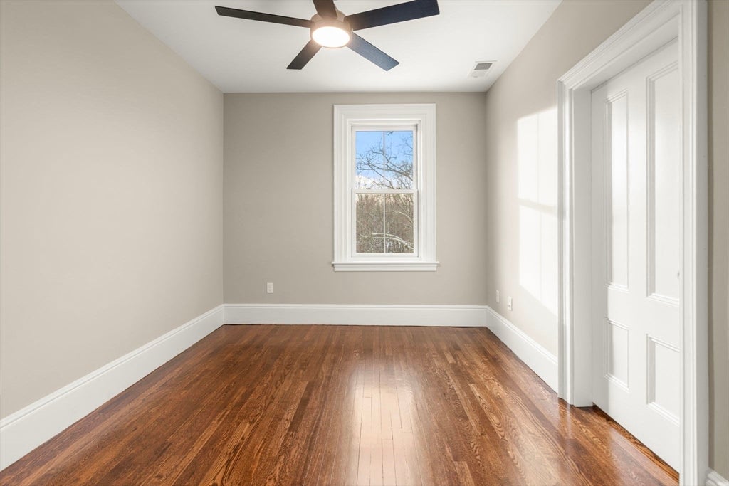 Andover, Massachusetts, 01810, United States, 4 Bedrooms Bedrooms, ,5 BathroomsBathrooms,Residential,Active,2002339