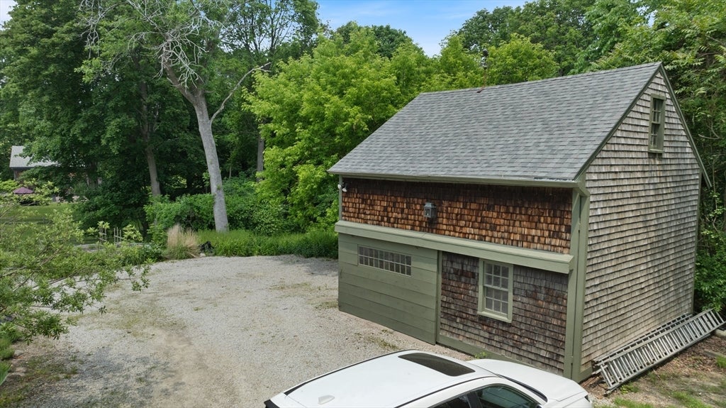Newbury, Massachusetts, 01951, United States, 5 Bedrooms Bedrooms, ,3 BathroomsBathrooms,Residential,Active,1945051