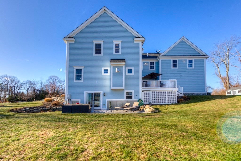 Shrewsbury, Massachusetts, 01545, United States, 5 Bedrooms Bedrooms, ,5 BathroomsBathrooms,Residential,Active,1964258