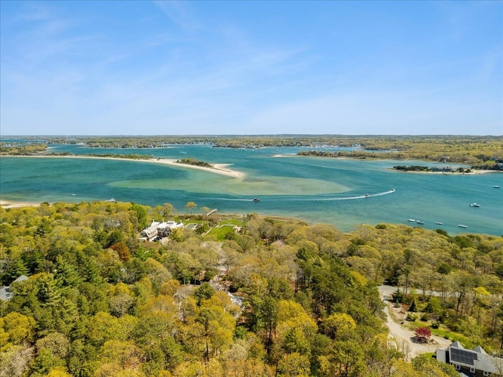 Bourne, Massachusetts, 02532, United States, 4 Bedrooms Bedrooms, ,4 BathroomsBathrooms,Residential,Active,2052070