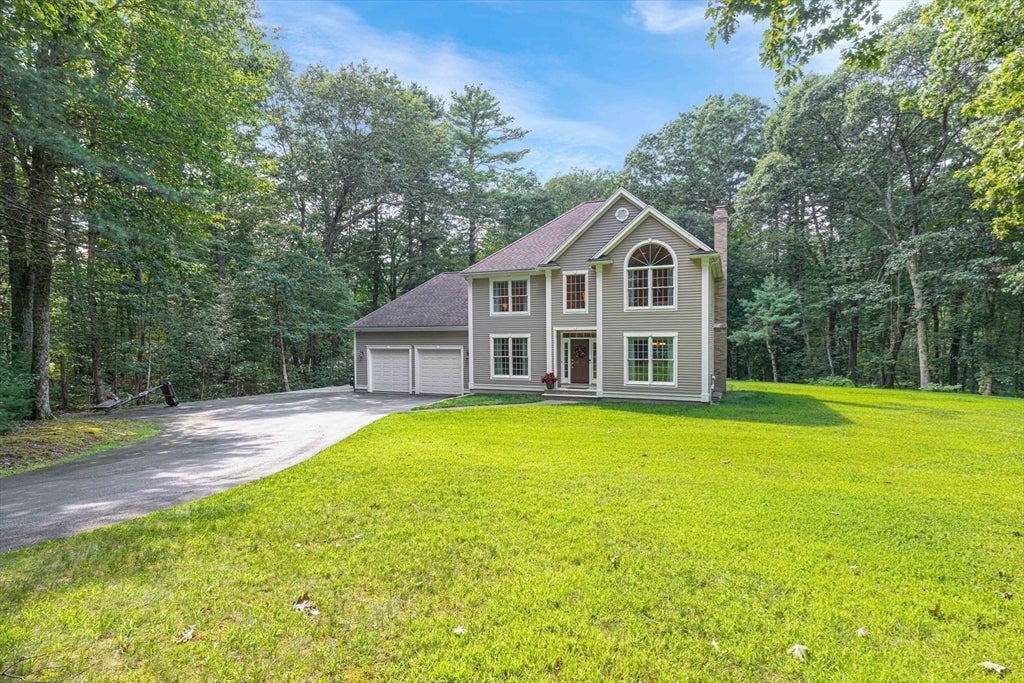 Ipswich, Massachusetts, 01938, United States, 4 Bedrooms Bedrooms, ,3 BathroomsBathrooms,Residential,Active,1922346