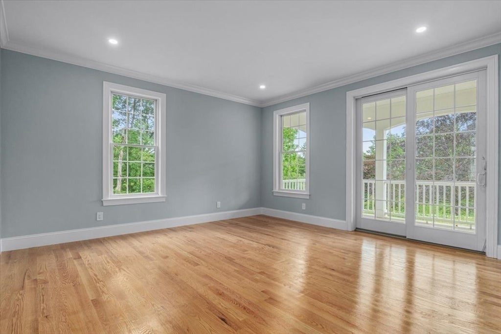 Dedham, Massachusetts, 02026, United States, 5 Bedrooms Bedrooms, ,5 BathroomsBathrooms,Residential,Active,2006827