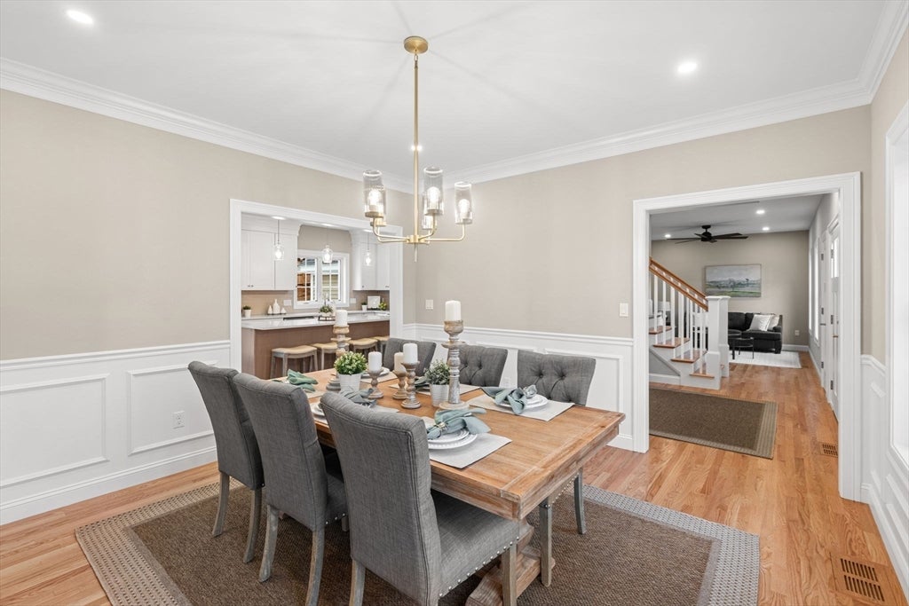 Andover, Massachusetts, 01810, United States, 4 Bedrooms Bedrooms, ,3 BathroomsBathrooms,Residential,Active,1990653