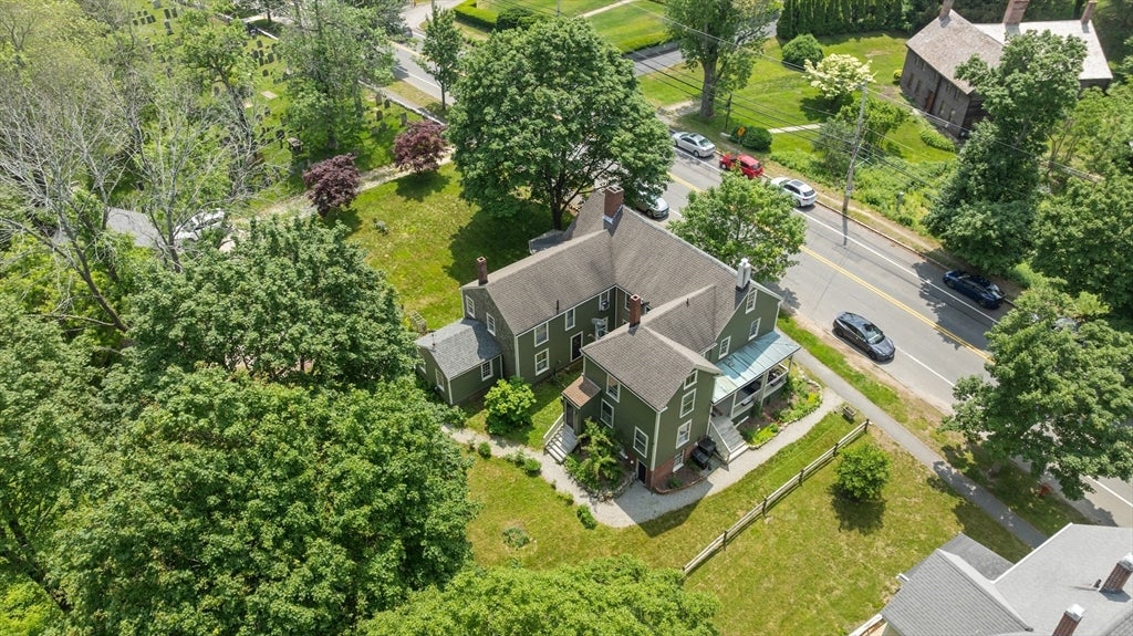 Newbury, Massachusetts, 01951, United States, 5 Bedrooms Bedrooms, ,3 BathroomsBathrooms,Residential,Active,1945051