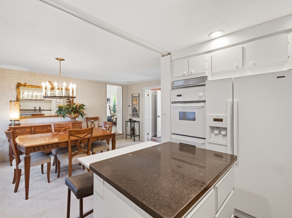 Newburyport, Massachusetts, 01950, United States, 3 Bedrooms Bedrooms, ,3 BathroomsBathrooms,Residential,Active,2045626