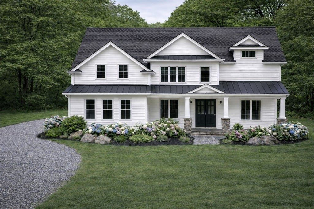 Hopkinton, Massachusetts, 01748, United States, 5 Bedrooms Bedrooms, ,5 BathroomsBathrooms,Residential,Active,2012662