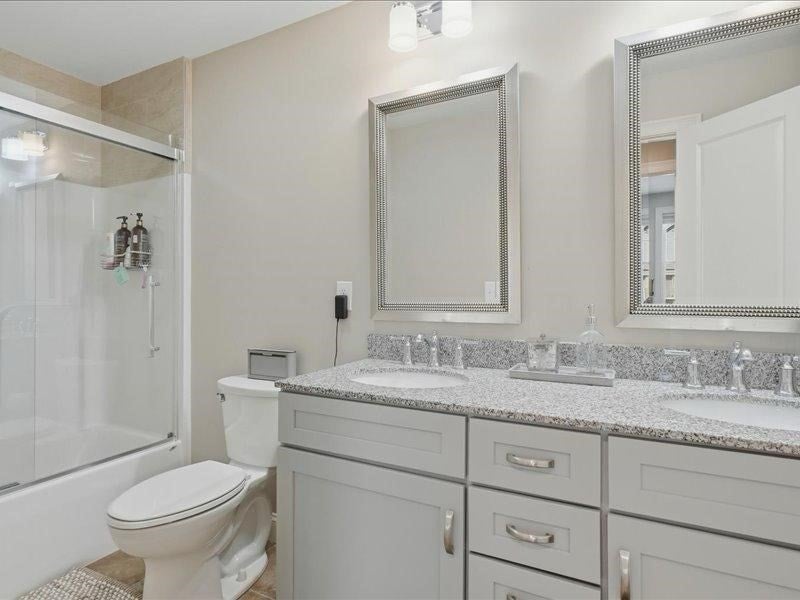 Pelham, New Hampshire, 03076, United States, 3 Bedrooms Bedrooms, ,3 BathroomsBathrooms,Residential,Active,2007919