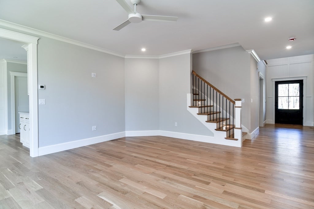 Hopkinton, Massachusetts, 01748, United States, 5 Bedrooms Bedrooms, ,6 BathroomsBathrooms,Residential,Active,1781577