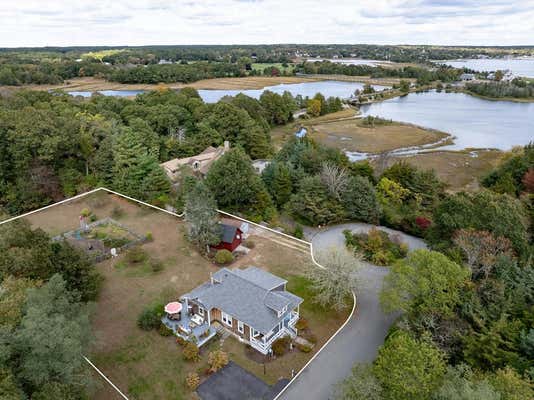 7 LOCUST ST, MATTAPOISETT, MA 02739 - Image 1