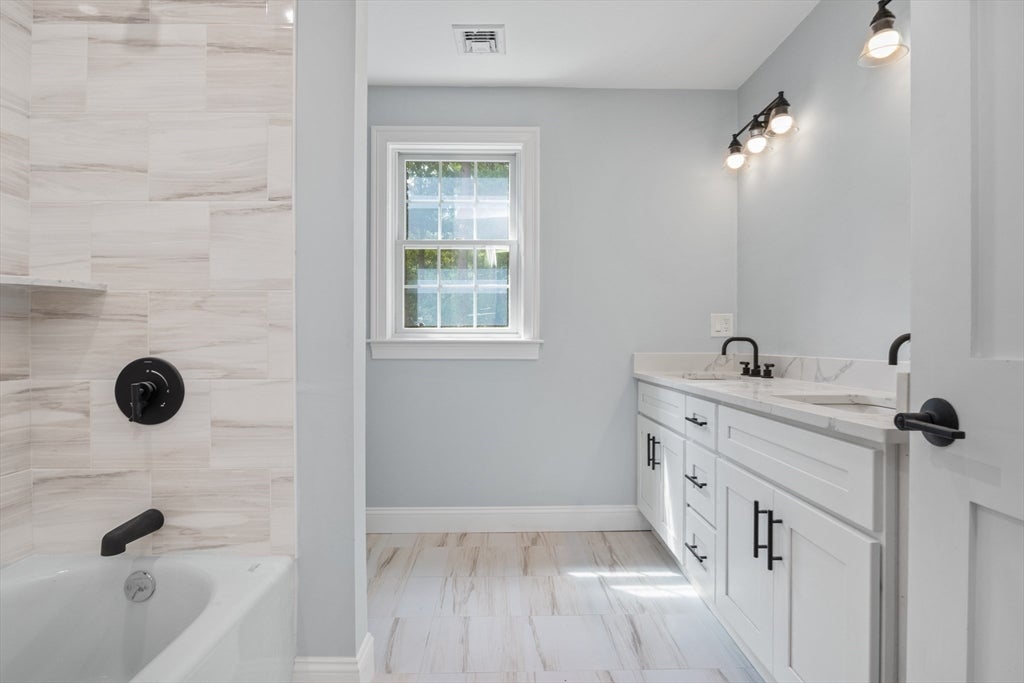 Dedham, Massachusetts, 02026, United States, 5 Bedrooms Bedrooms, ,7 BathroomsBathrooms,Residential,Active,1922675
