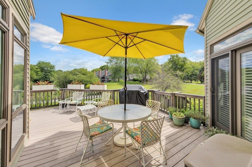 Gloucester, Massachusetts, 01930, United States, 4 Bedrooms Bedrooms, ,3 BathroomsBathrooms,Residential,Active,1929470