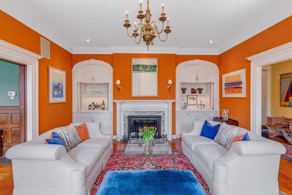 Salem, Massachusetts, 01970, United States, 5 Bedrooms Bedrooms, ,7 BathroomsBathrooms,Residential,Active,1945049