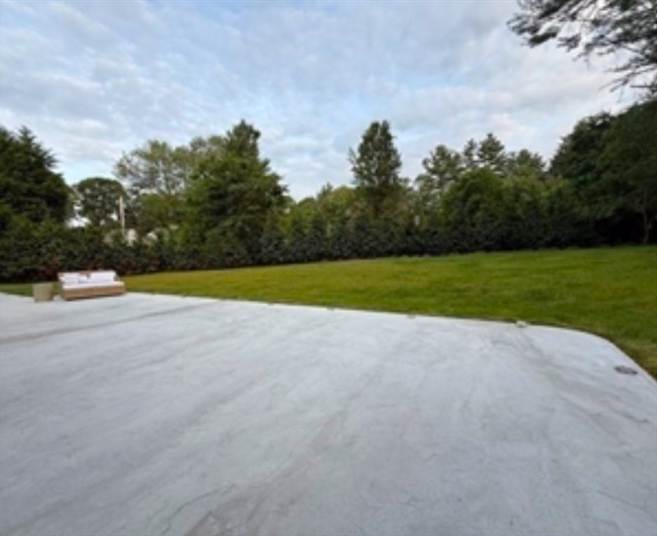 Easton, Massachusetts, 02375, United States, 4 Bedrooms Bedrooms, ,5 BathroomsBathrooms,Residential,Active,1973645