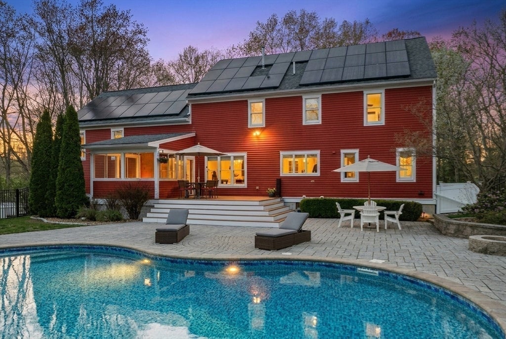 West Newbury, Massachusetts, 01985, United States, 4 Bedrooms Bedrooms, ,4 BathroomsBathrooms,Residential,Active,2044161