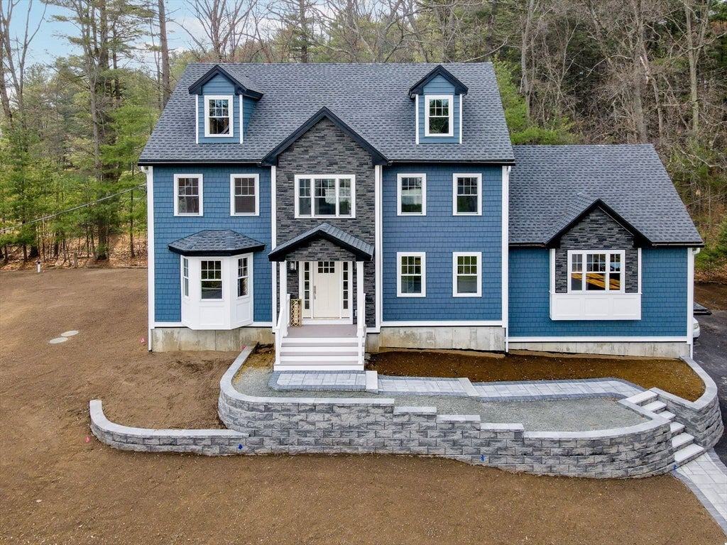 Wilmington, Massachusetts, 01887, United States, 4 Bedrooms Bedrooms, ,3 BathroomsBathrooms,Residential,Active,2043113