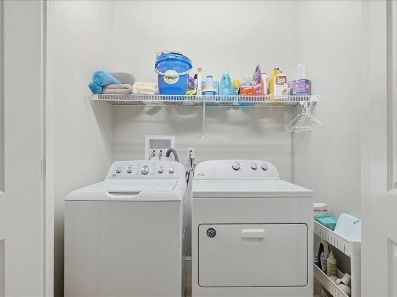 Pelham, New Hampshire, 03076, United States, 3 Bedrooms Bedrooms, ,3 BathroomsBathrooms,Residential,Active,2007919