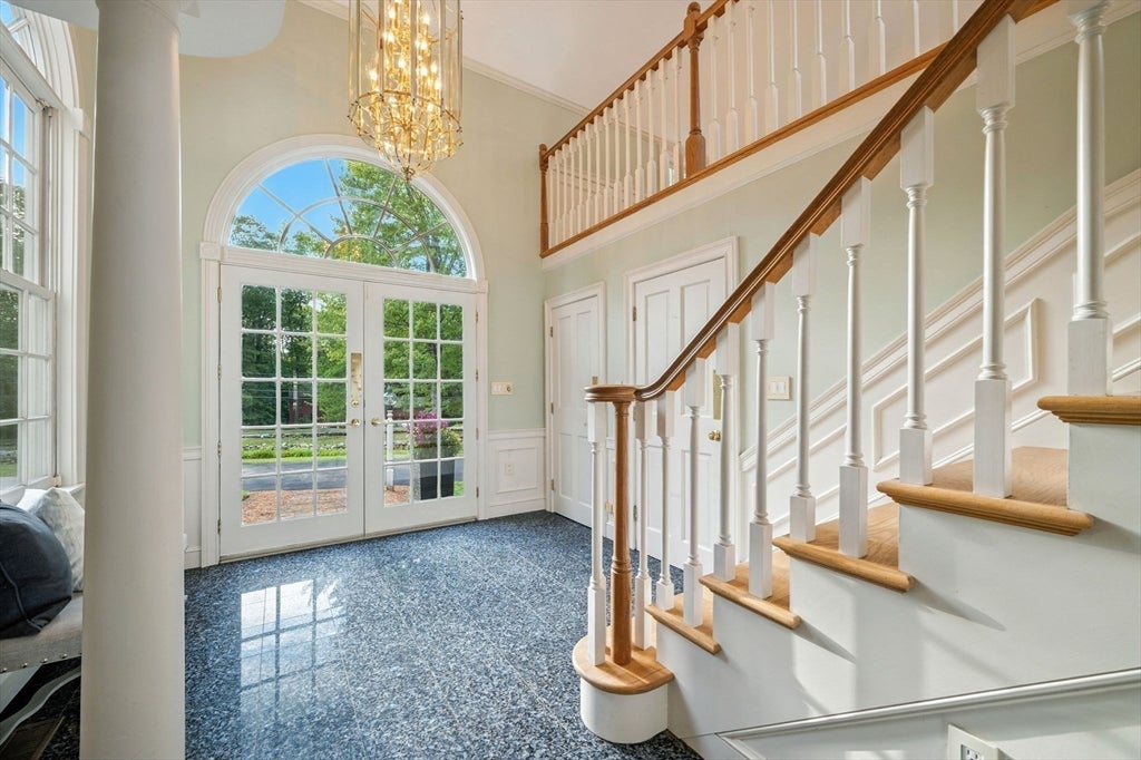 Topsfield, Massachusetts, 01983, United States, 6 Bedrooms Bedrooms, ,4 BathroomsBathrooms,Residential,Active,1936130