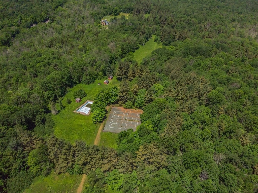 Washington, Massachusetts, 01223, United States, 22 Bedrooms Bedrooms, ,21 BathroomsBathrooms,Residential,Active,1952629