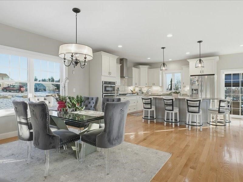 Pelham, New Hampshire, 03076, United States, 3 Bedrooms Bedrooms, ,3 BathroomsBathrooms,Residential,Active,2007919