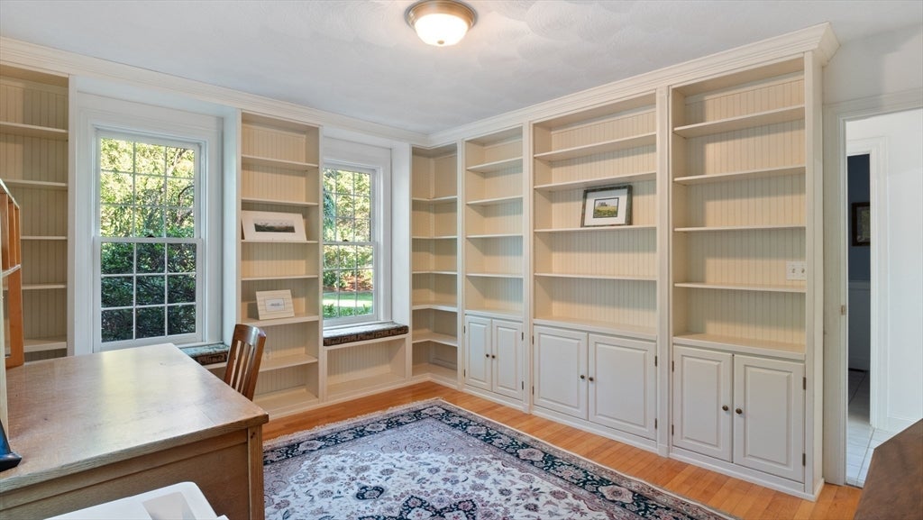 West Newbury, Massachusetts, 01985, United States, 4 Bedrooms Bedrooms, ,5 BathroomsBathrooms,Residential,Active,1936453