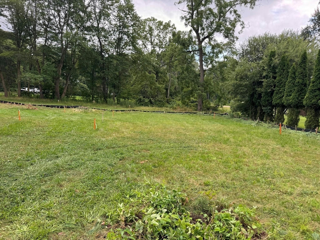 Hopkinton, Massachusetts, 01748, United States, 4 Bedrooms Bedrooms, ,3 BathroomsBathrooms,Residential,Active,1703494