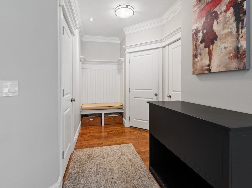 Shrewsbury, Massachusetts, 01545, United States, 4 Bedrooms Bedrooms, ,5 BathroomsBathrooms,Residential,Active,1810422