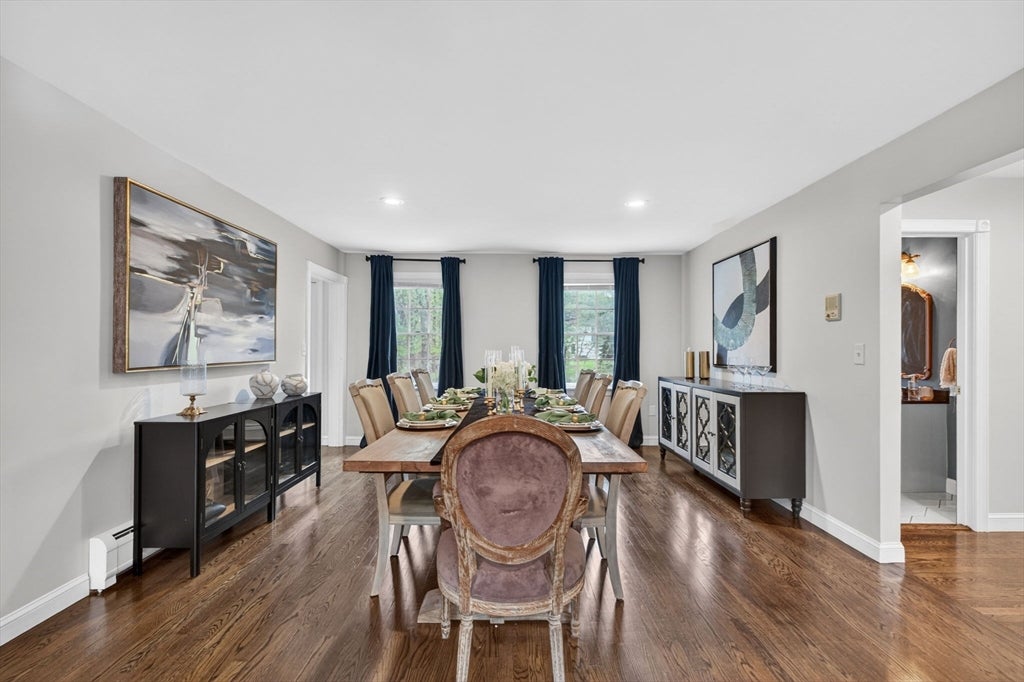 North Andover, Massachusetts, 01845, United States, 4 Bedrooms Bedrooms, ,3 BathroomsBathrooms,Residential,Active,2045698