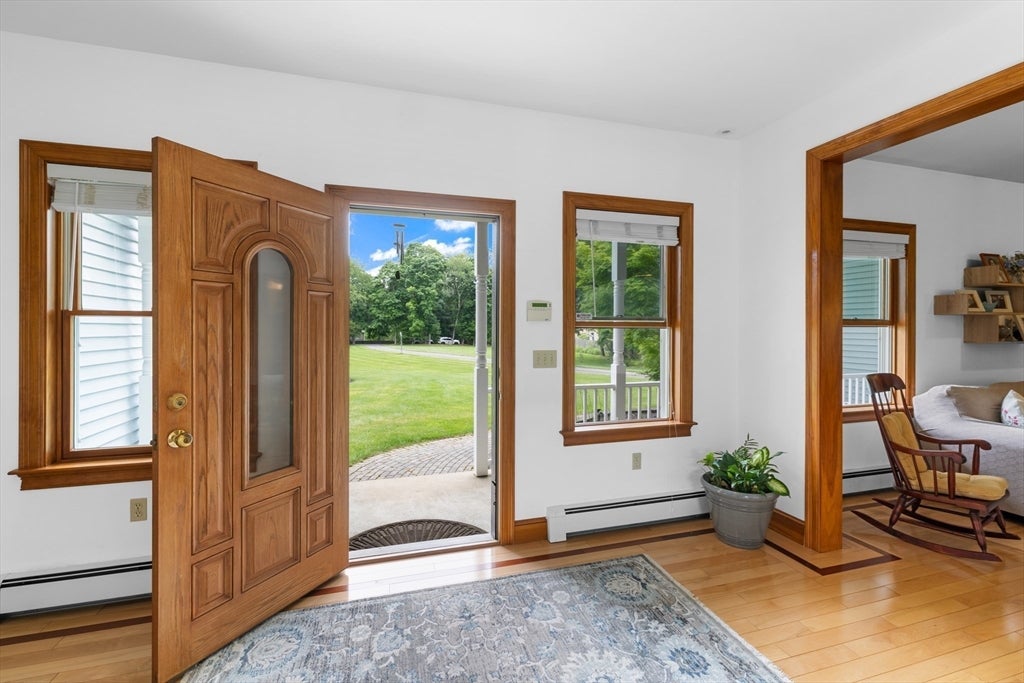 Middleboro, Massachusetts, 02346, United States, 4 Bedrooms Bedrooms, ,5 BathroomsBathrooms,Residential,Active,1858668