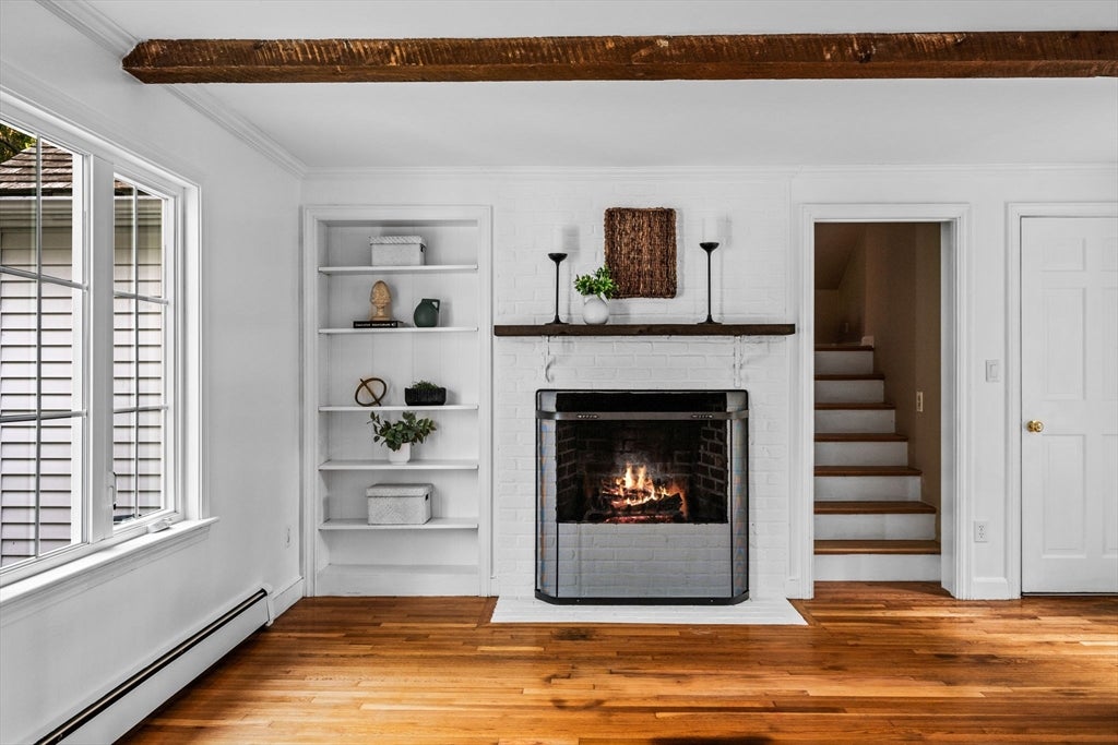 Boxford, Massachusetts, 01921, United States, 3 Bedrooms Bedrooms, ,4 BathroomsBathrooms,Residential,Active,1990670