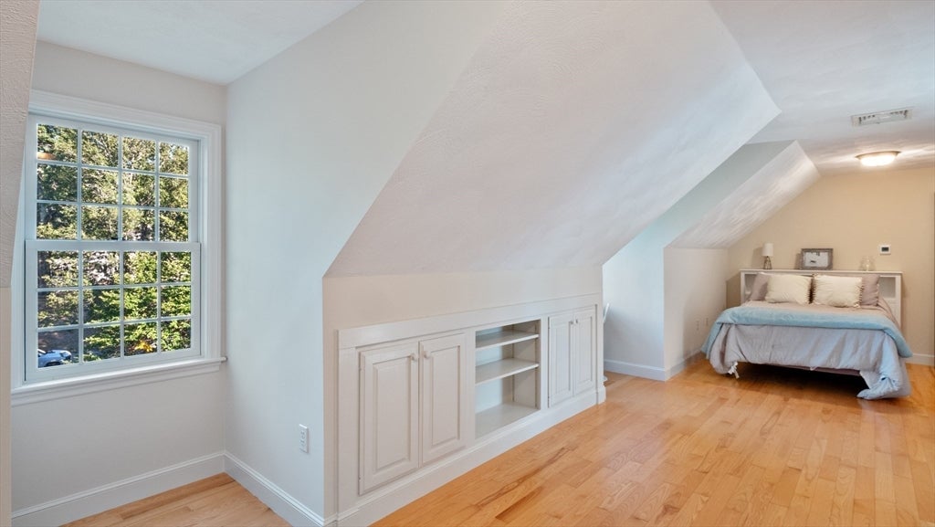 West Newbury, Massachusetts, 01985, United States, 4 Bedrooms Bedrooms, ,5 BathroomsBathrooms,Residential,Active,1936453