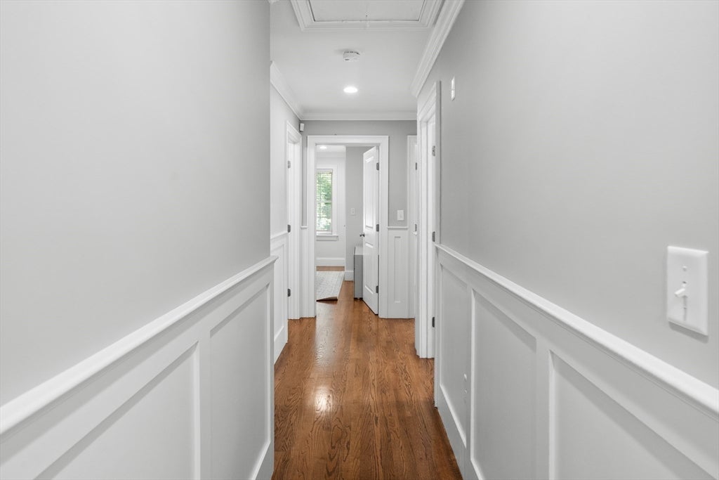 Newton, Massachusetts, 02458, United States, 4 Bedrooms Bedrooms, ,4 BathroomsBathrooms,Residential,Active,1934831