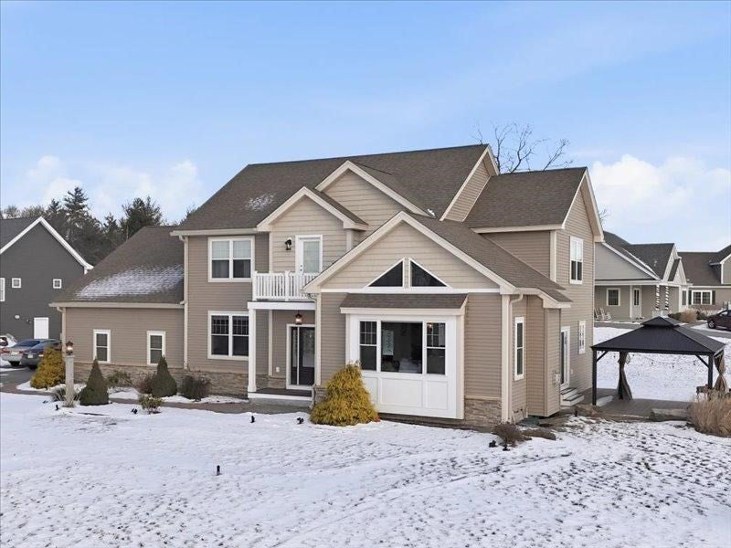 Pelham, New Hampshire, 03076, United States, 3 Bedrooms Bedrooms, ,3 BathroomsBathrooms,Residential,Active,2007919