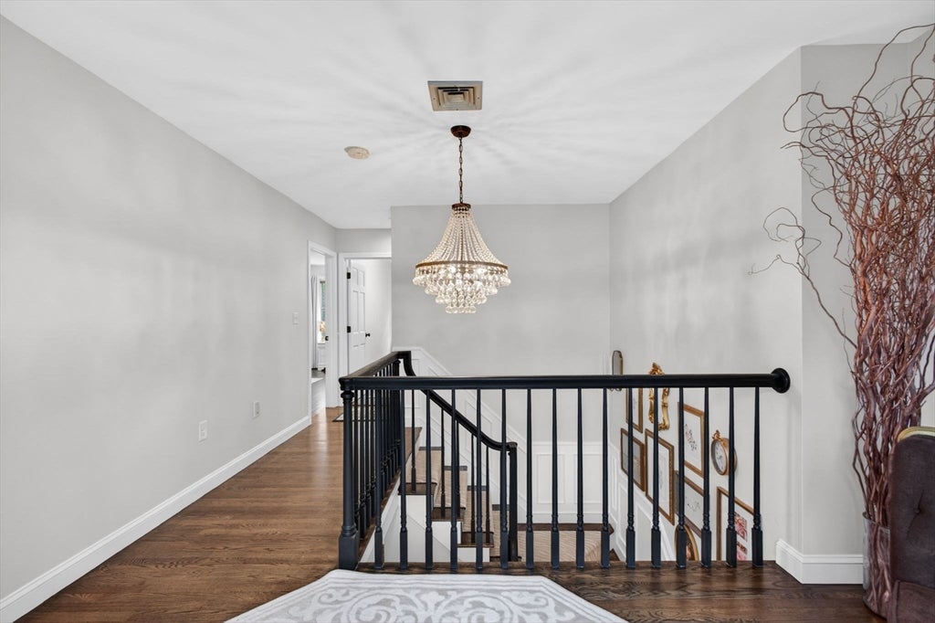 North Andover, Massachusetts, 01845, United States, 4 Bedrooms Bedrooms, ,3 BathroomsBathrooms,Residential,Active,2045698